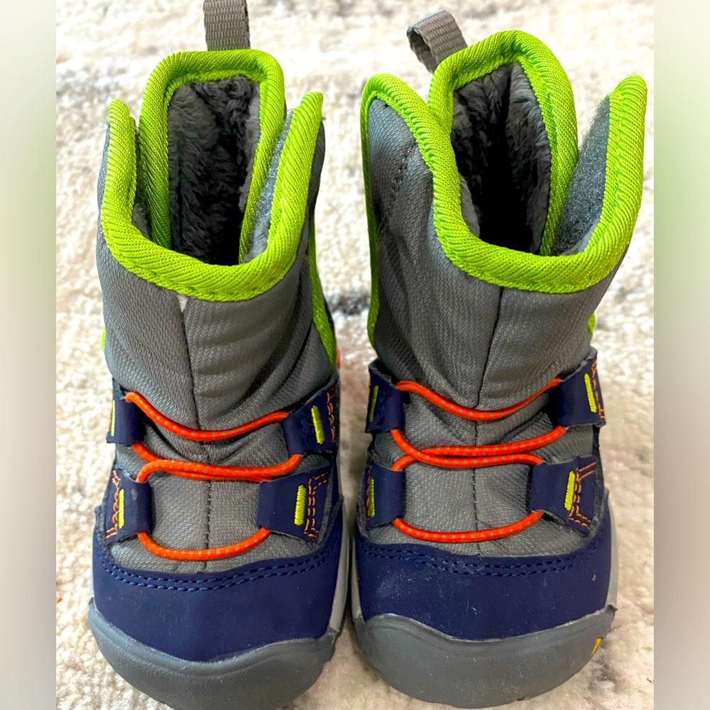 Boy’s Keen Navy Gray Orange Green Slip-on Waterproof Nonskid Snow Winter Boots 4